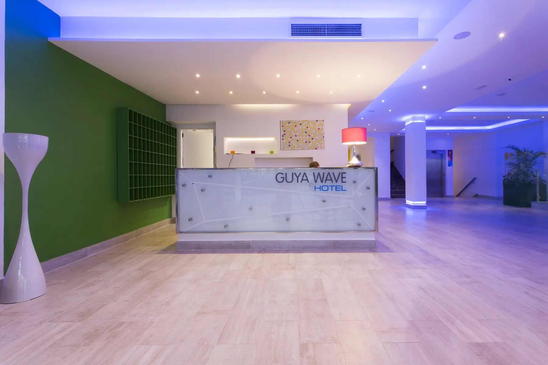 Guya Wave Hotel
