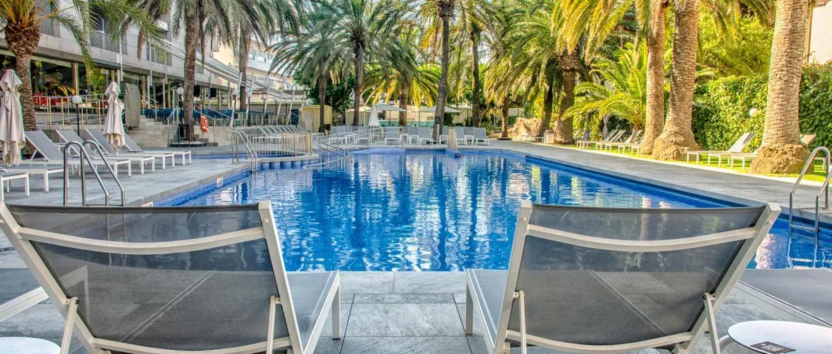 HOTEL HOTEL COSMOPOLITAN