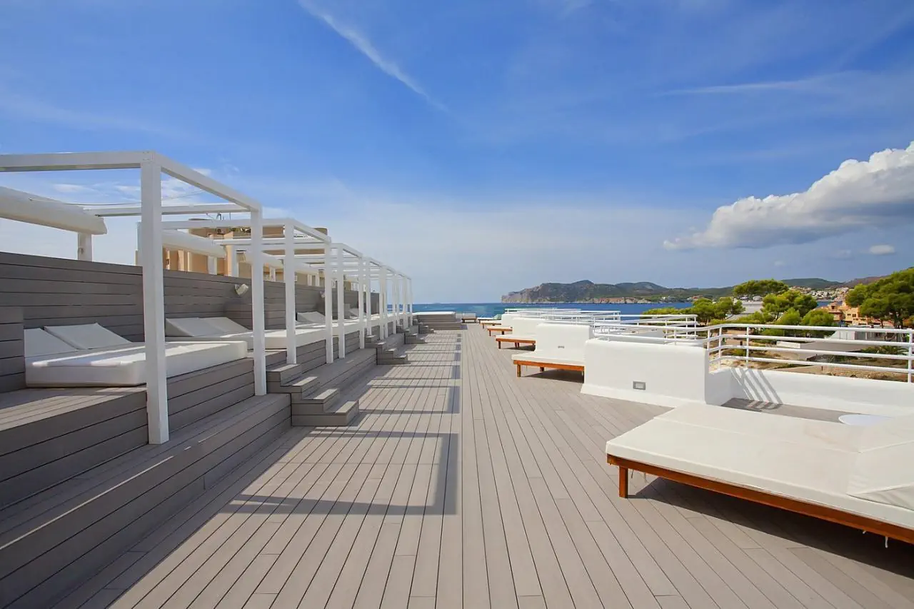 HOTEL FERGUS Style Cala Blanca Suites ****