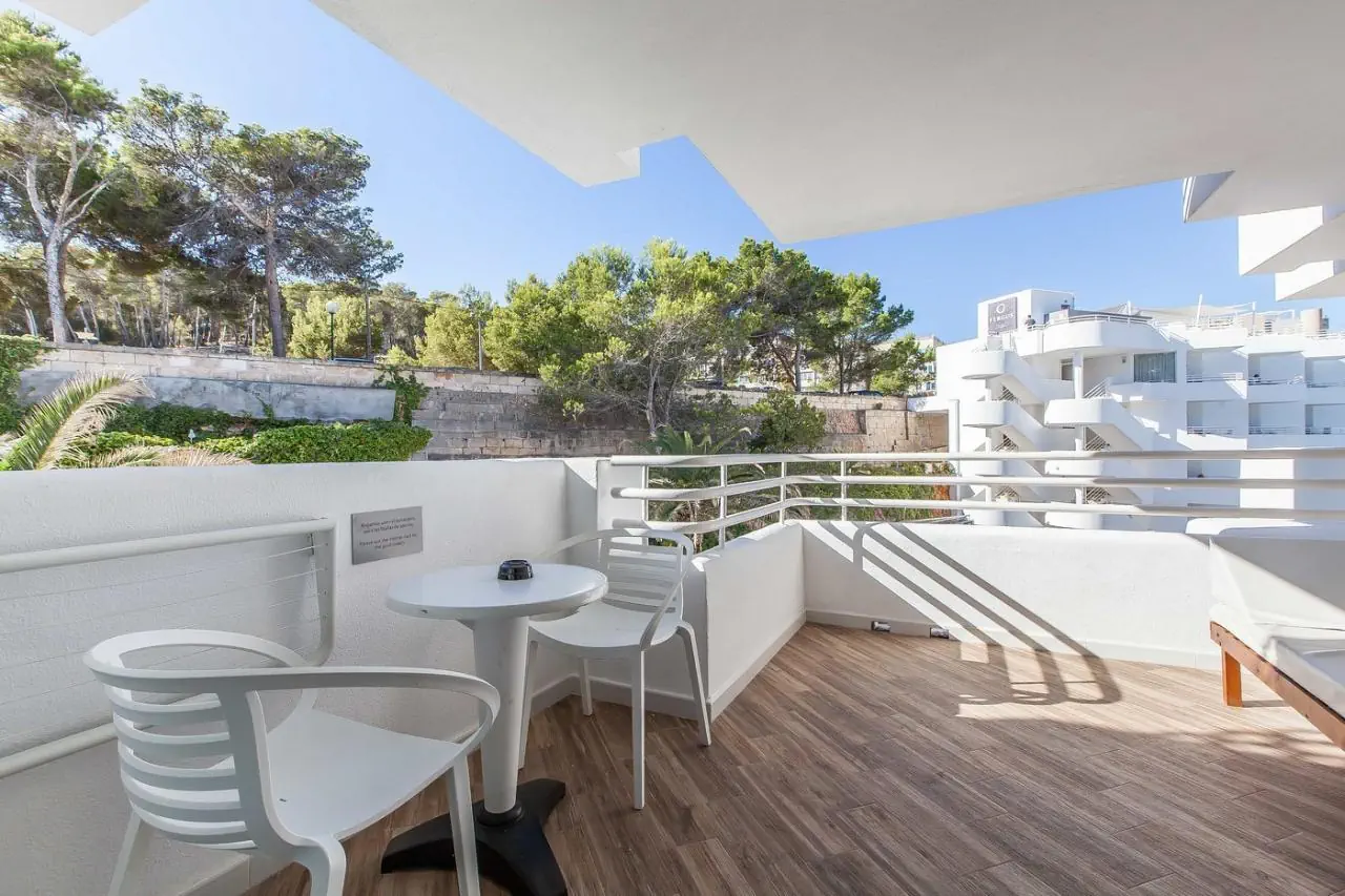 HOTEL FERGUS Style Cala Blanca Suites ****