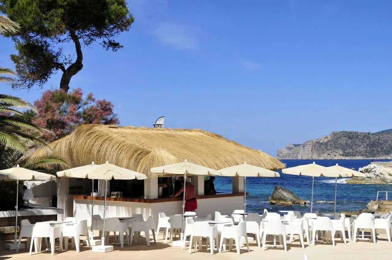 HOTEL FERGUS Style Cala Blanca Suites ****