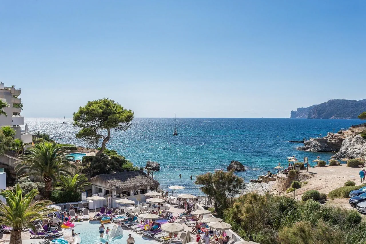 HOTEL FERGUS Style Cala Blanca Suites ****