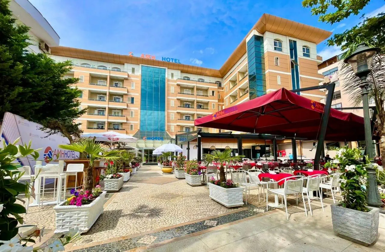 HOTEL AMH Hotel