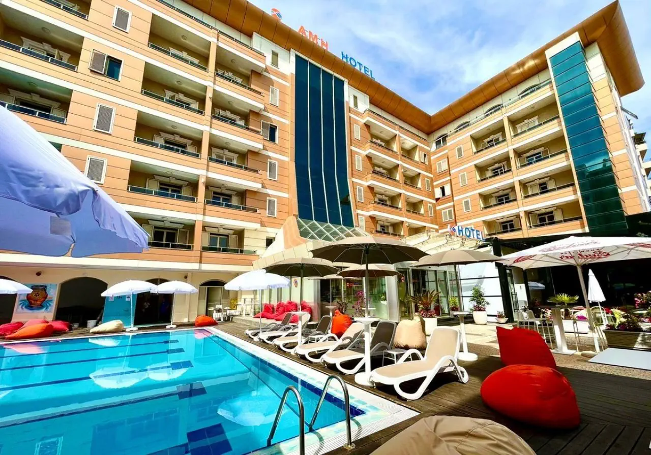 HOTEL AMH Hotel