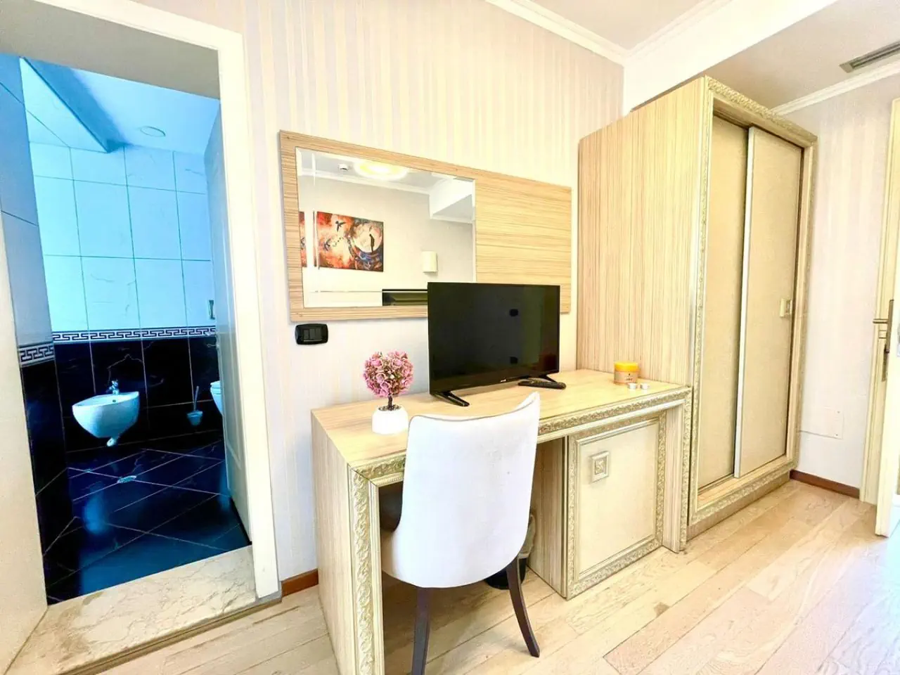 HOTEL AMH Hotel
