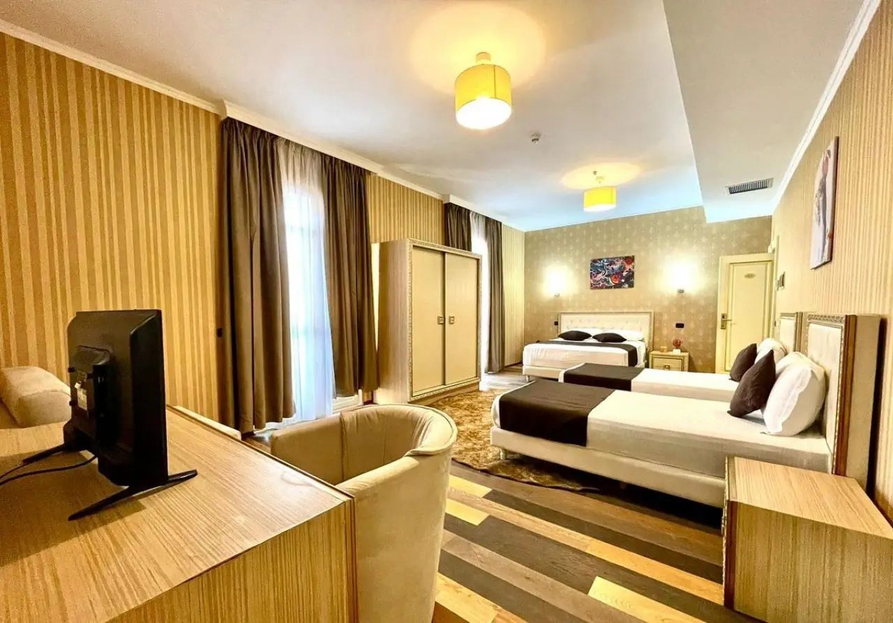HOTEL AMH Hotel