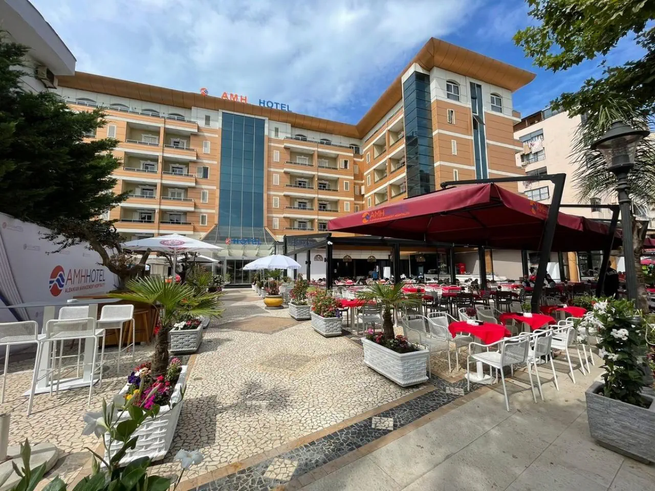 HOTEL AMH Hotel