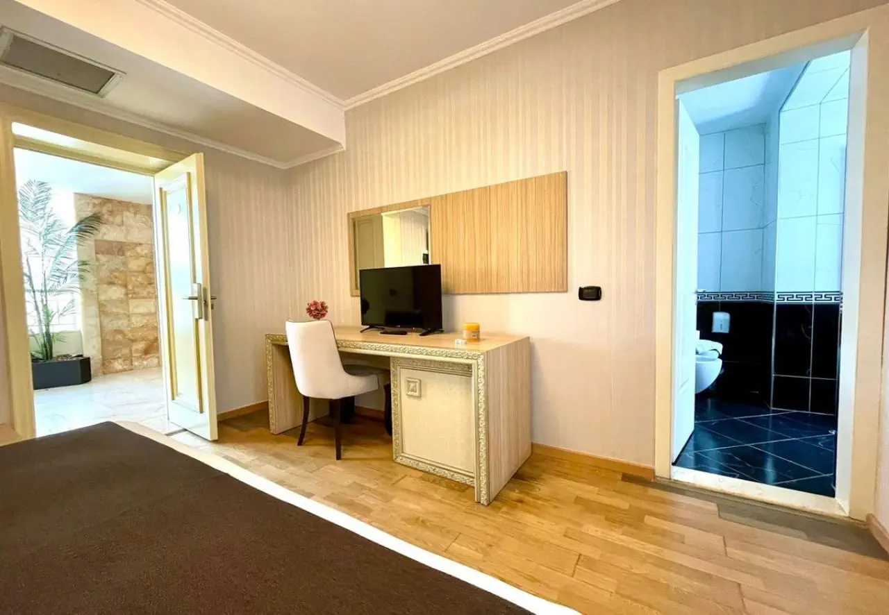 HOTEL AMH Hotel