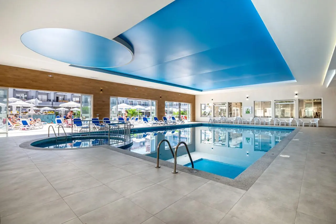 HOTEL Martinez
