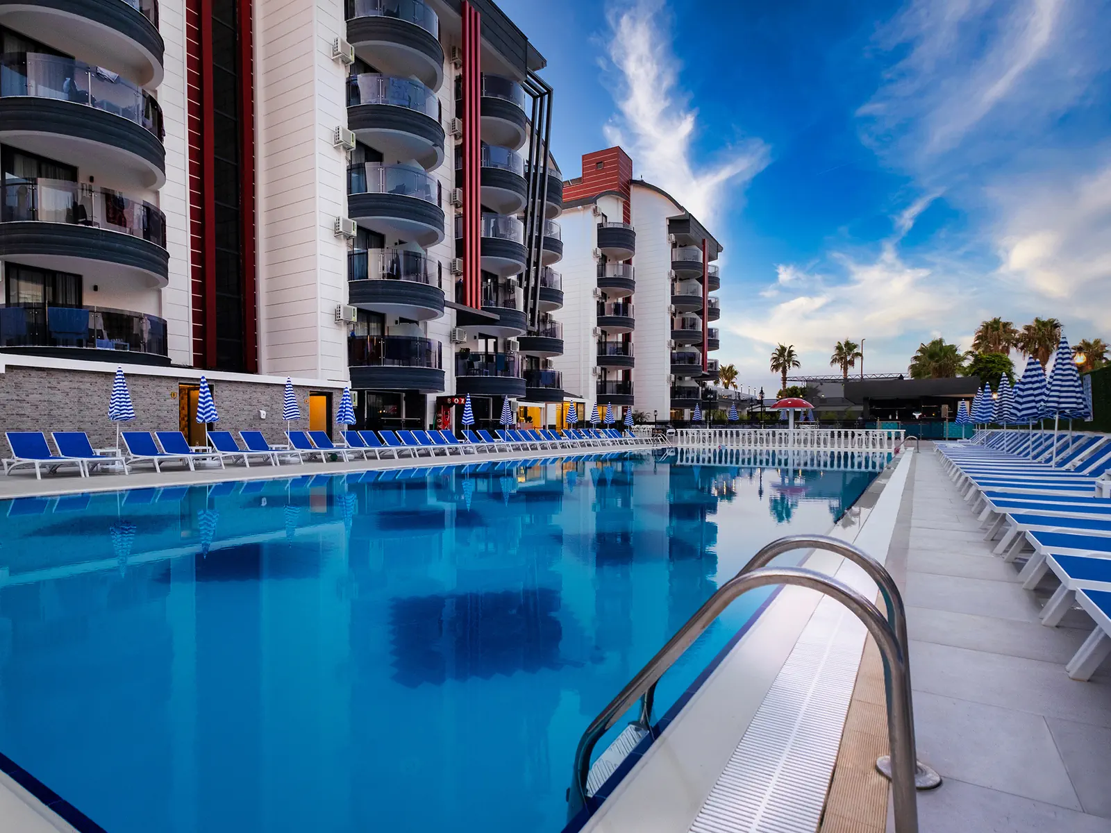 Grand Uysal - zdjęcie 4