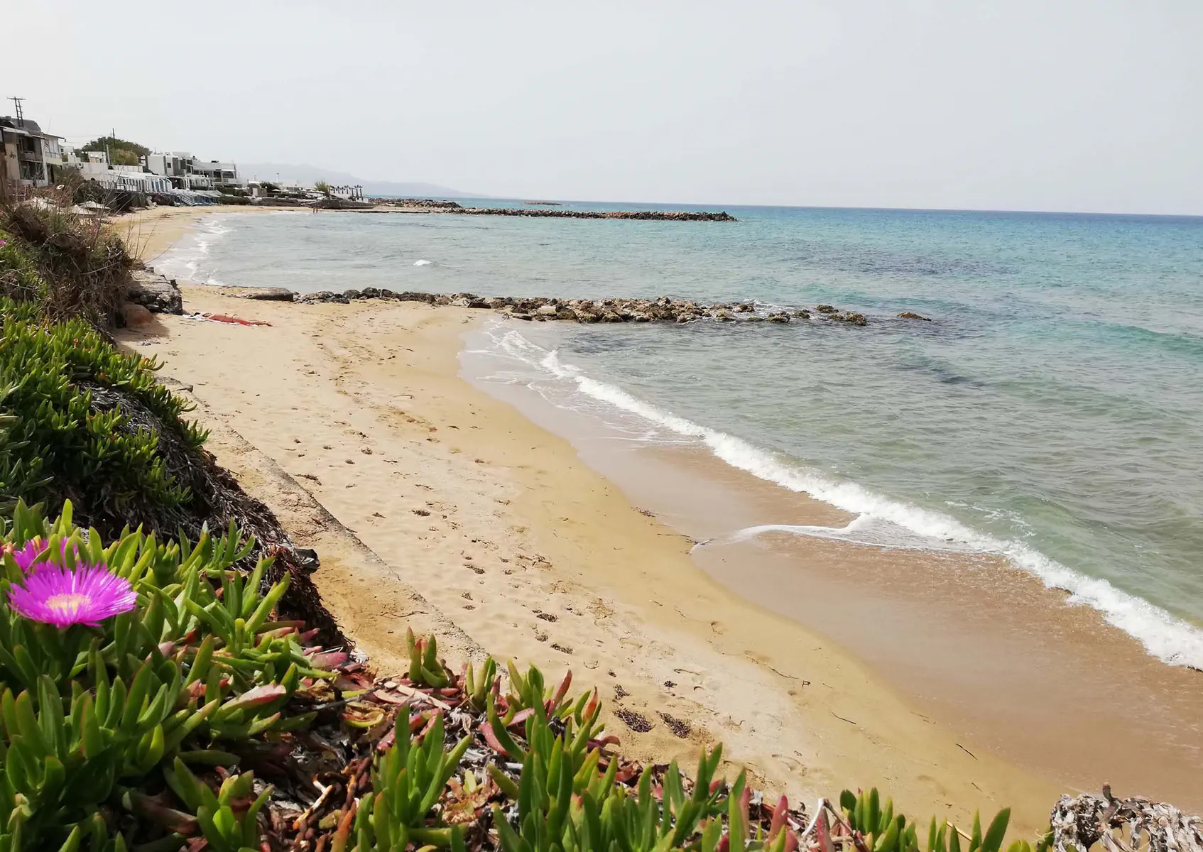 Almare Beach - zdjęcie 3