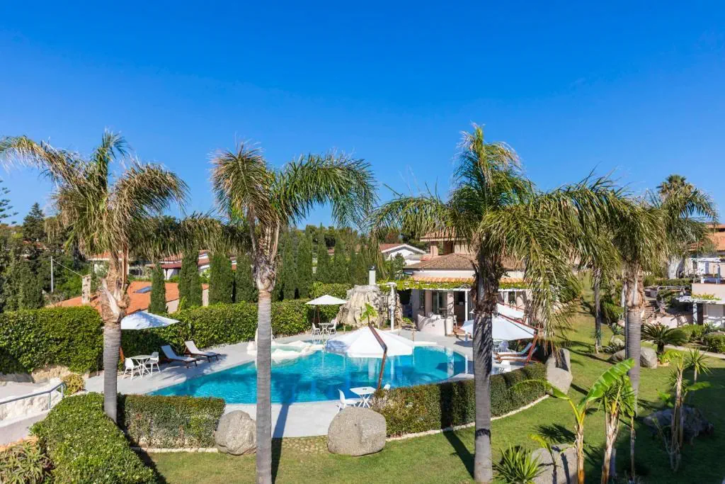L Arcobaleno Resort