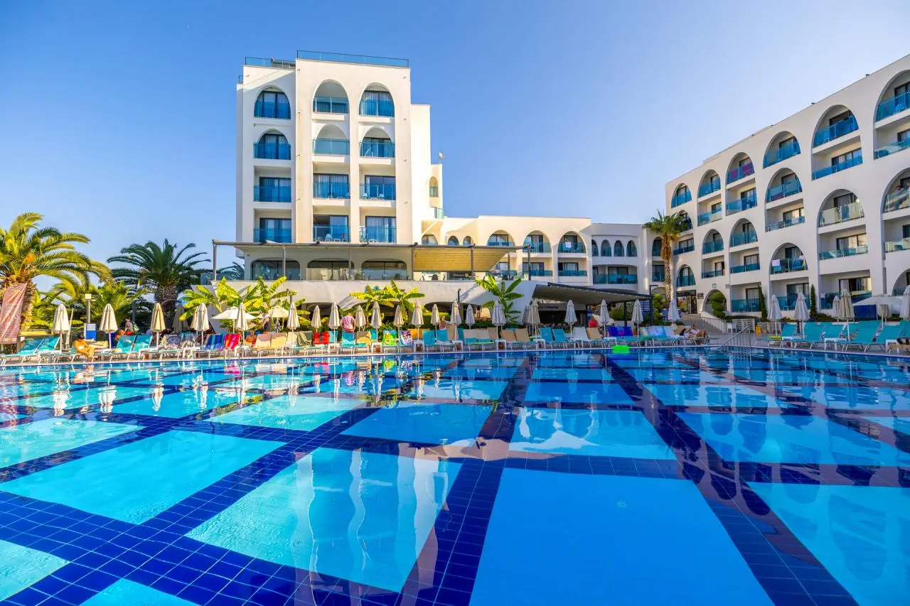 HOTEL Infinity by Yelken Kuşadas (Ex.Imbat Hotel)