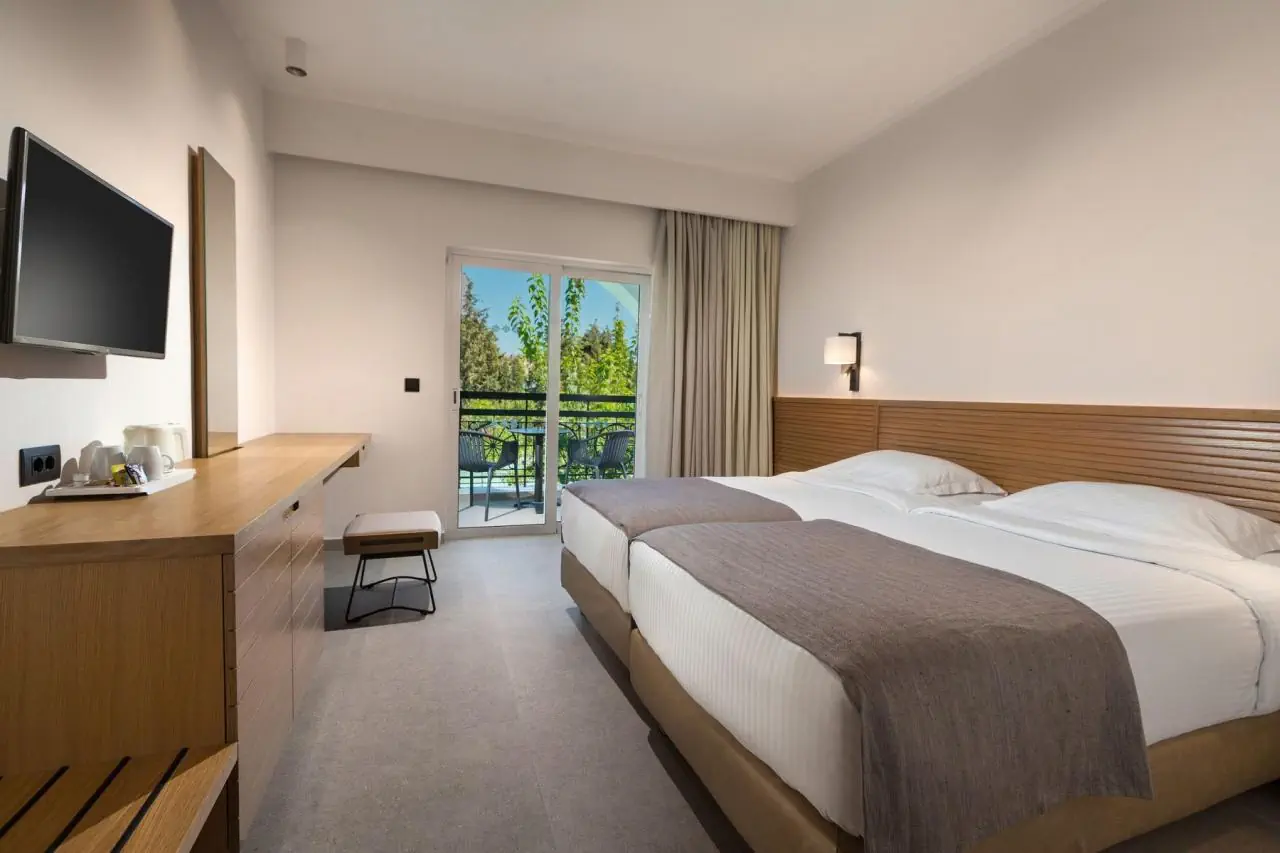 HOTEL Platanista
