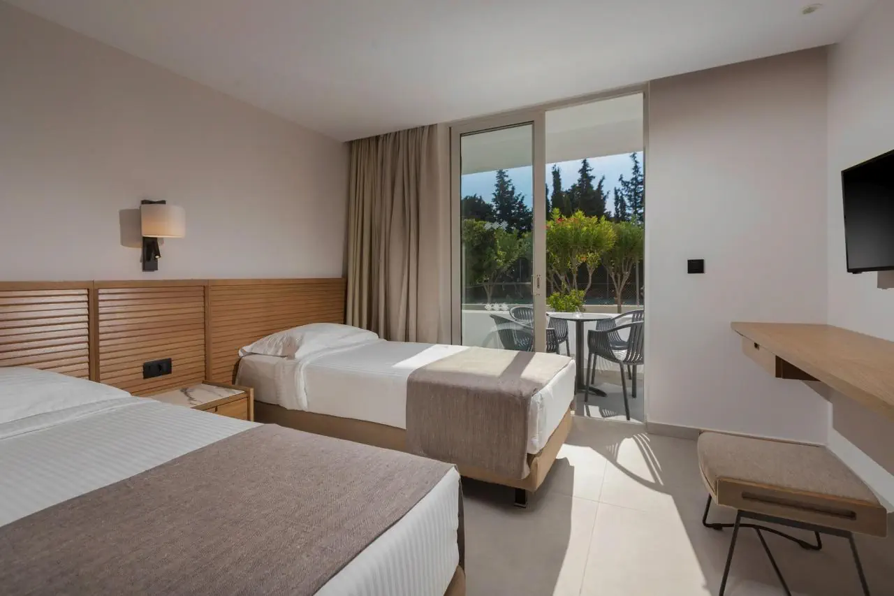 HOTEL Platanista