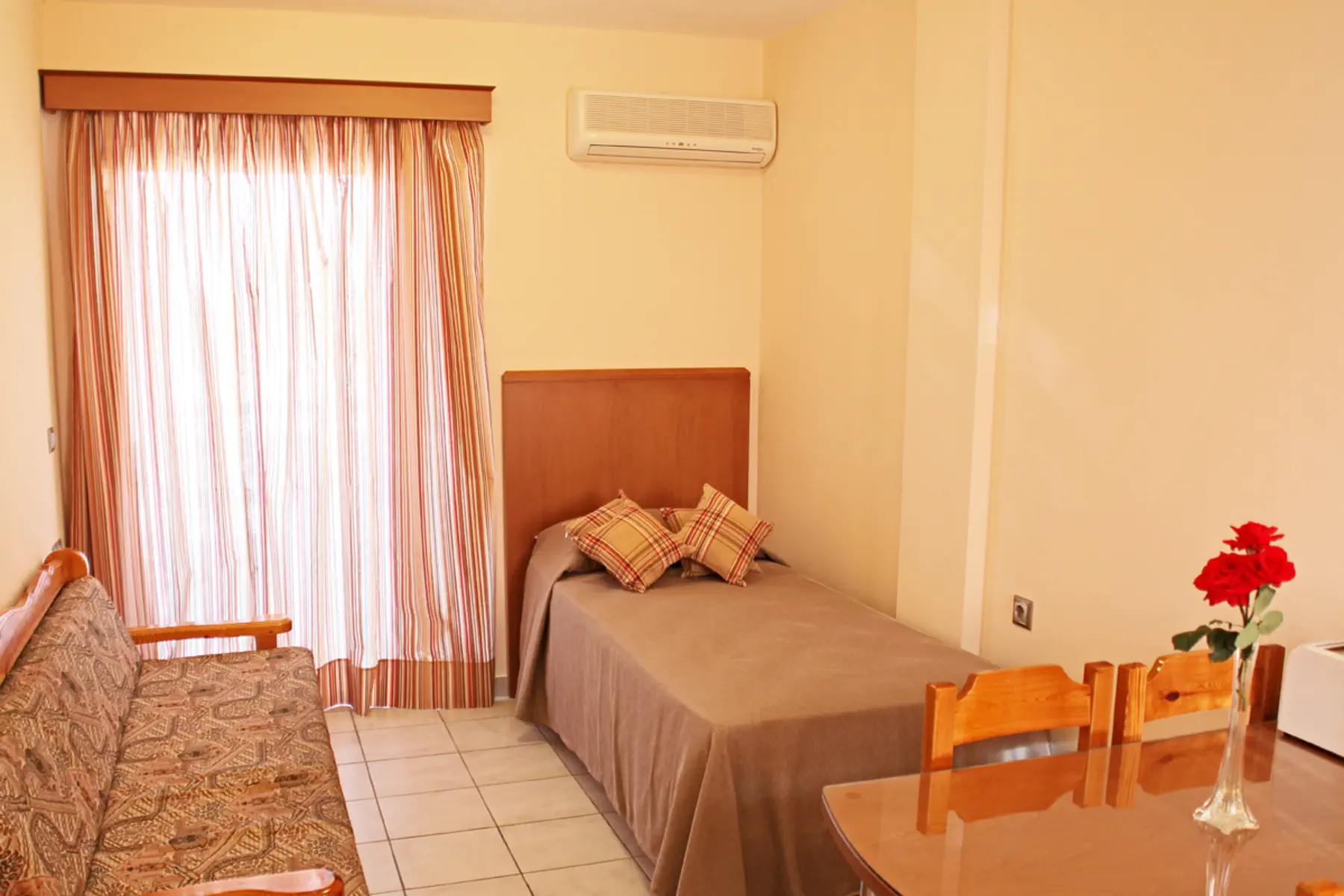 Sandys Studios & Log Villas - zdjęcie 10