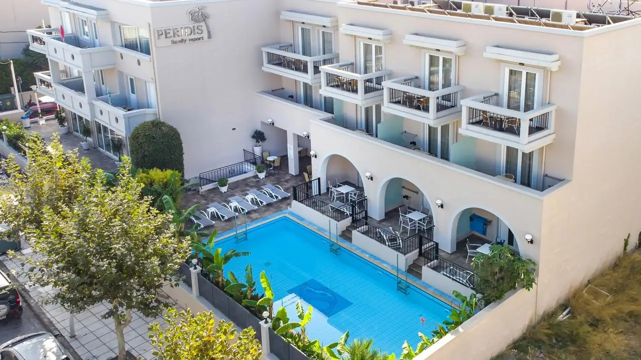 HOTEL PERIDIS FAMILY RESORT