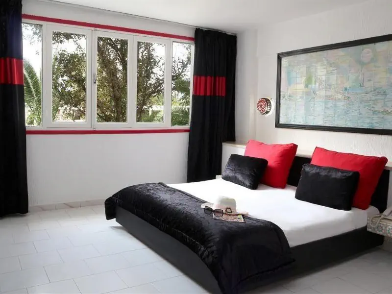 HOTEL Le Zenith