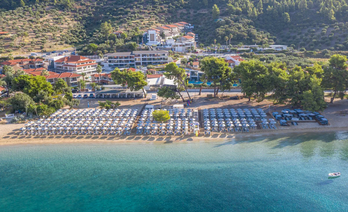 Lagomandra Beach - zdjęcie 2