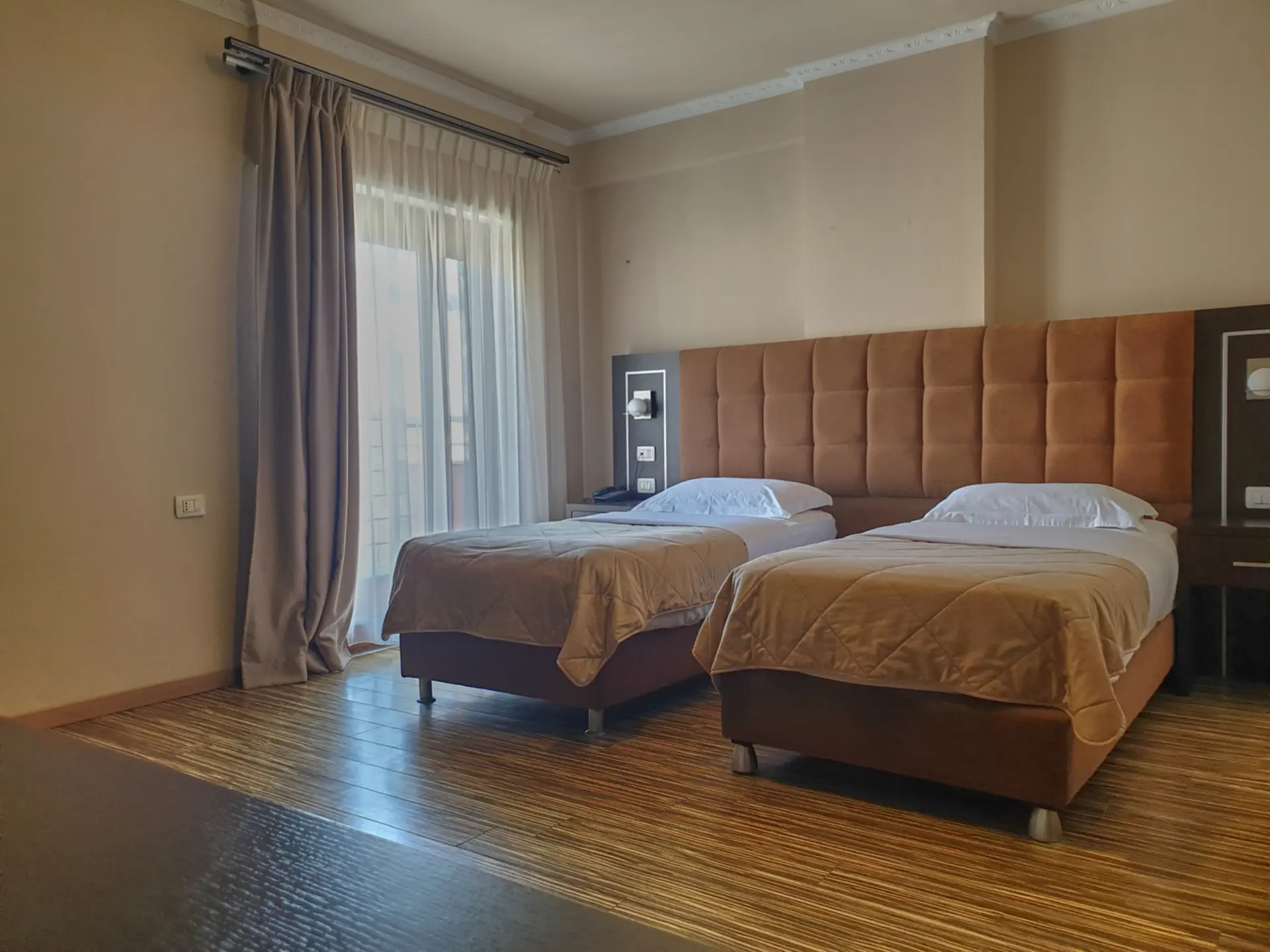 Hotel Nais Beach
