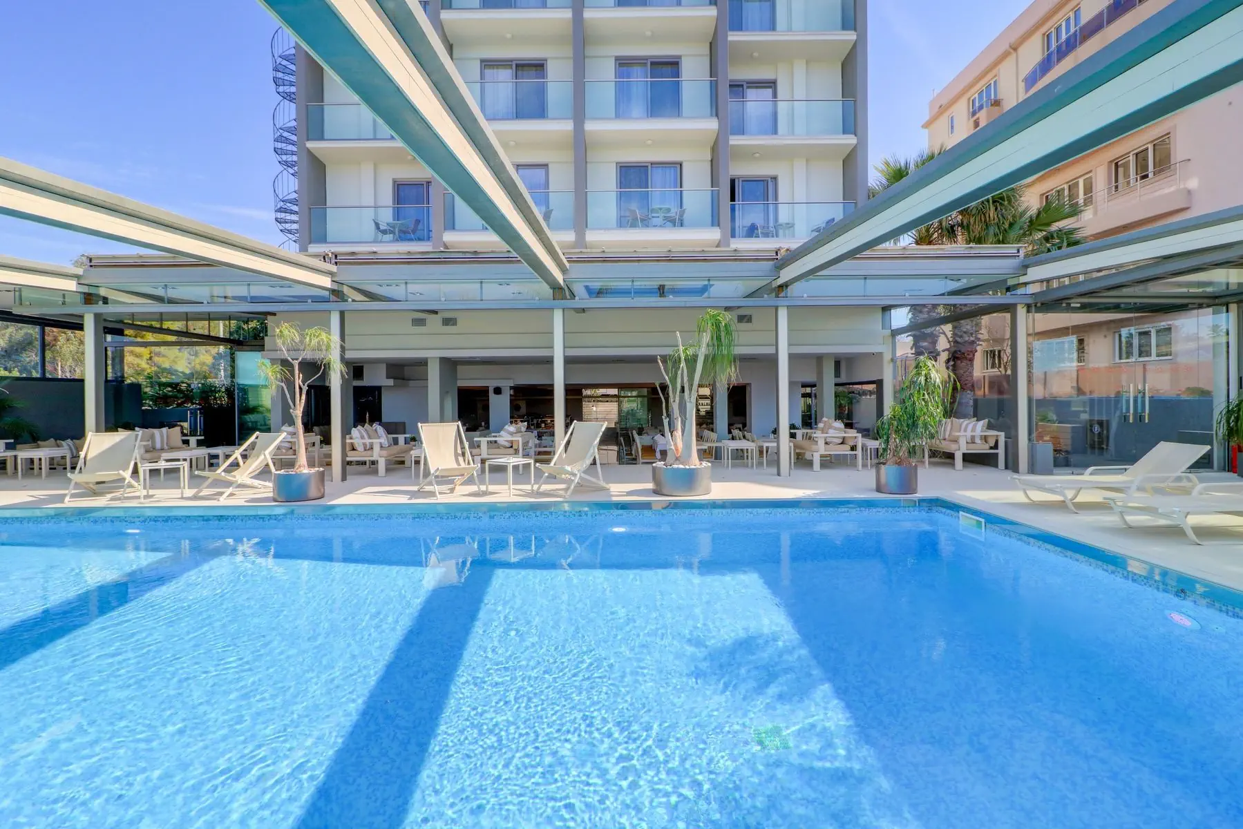Palace Glyfada - zdjęcie 2