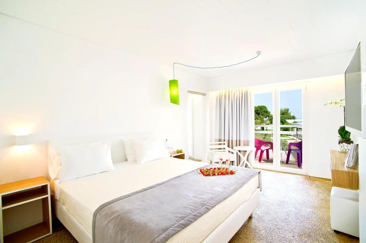 Brown Marathon Beach Resort - zdjęcie 7