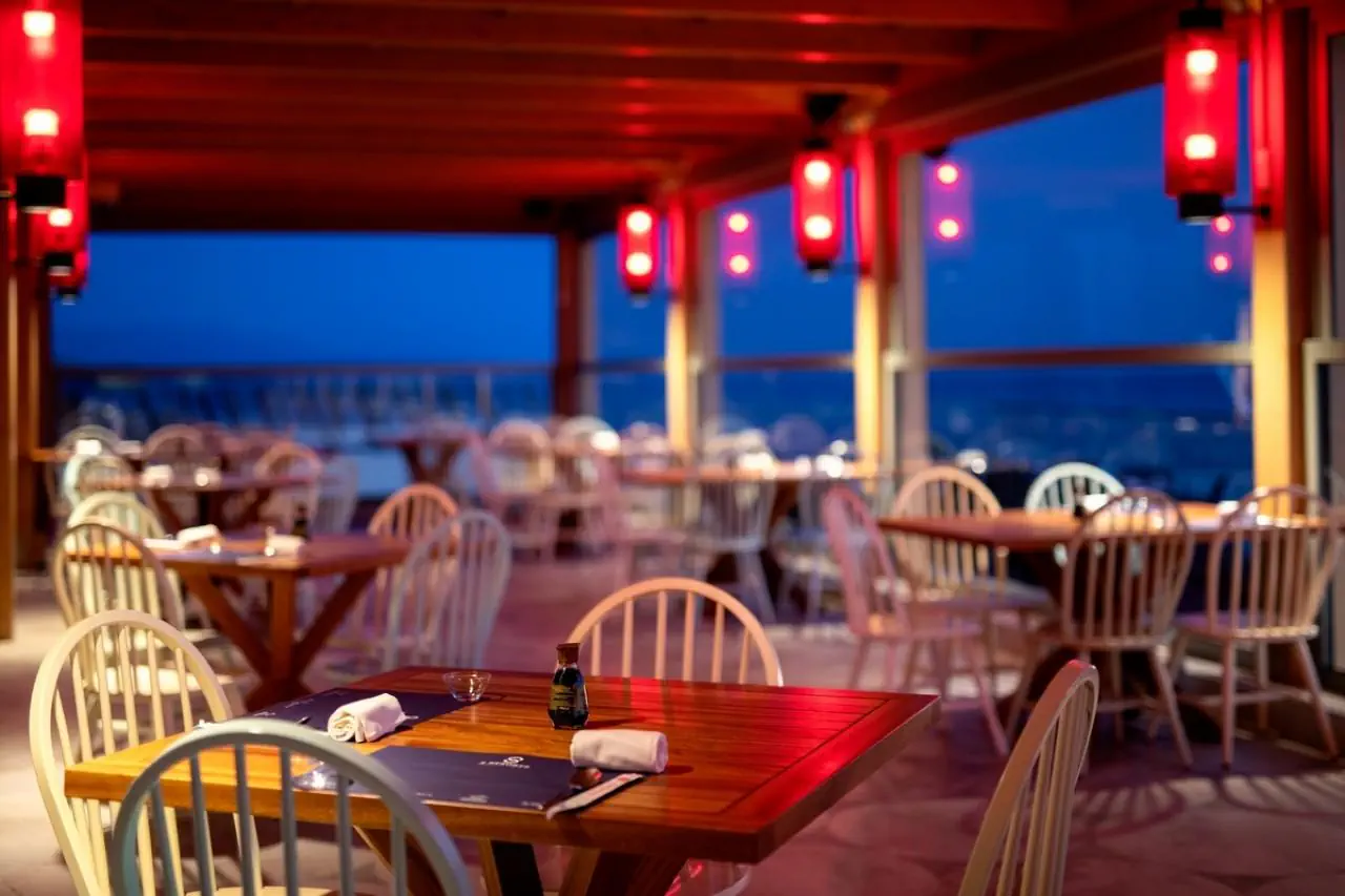 HOTEL ARINA BEACH RESORT