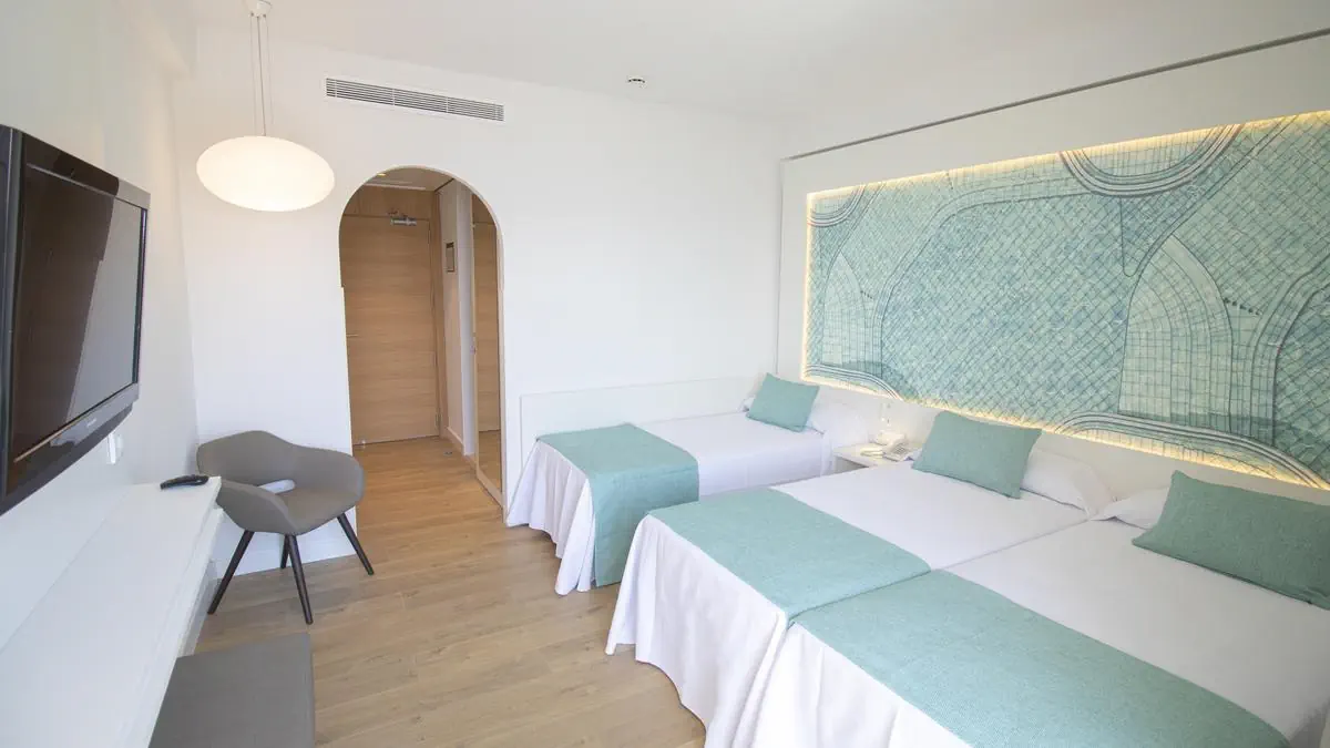 HOTEL Golden Taurus Aquapark Resort