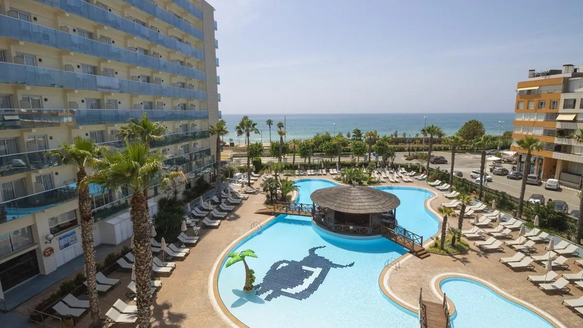 HOTEL Golden Taurus Aquapark Resort
