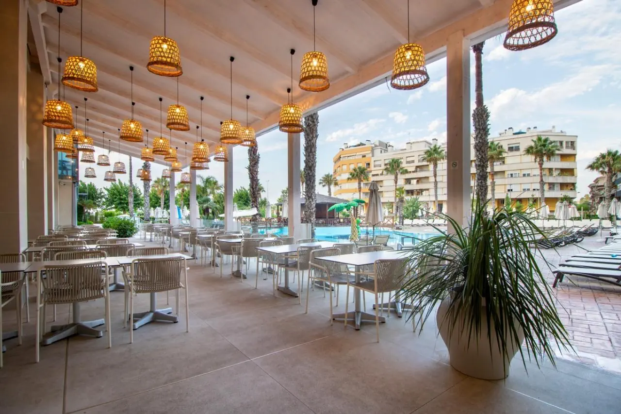 HOTEL Golden Taurus Aquapark Resort