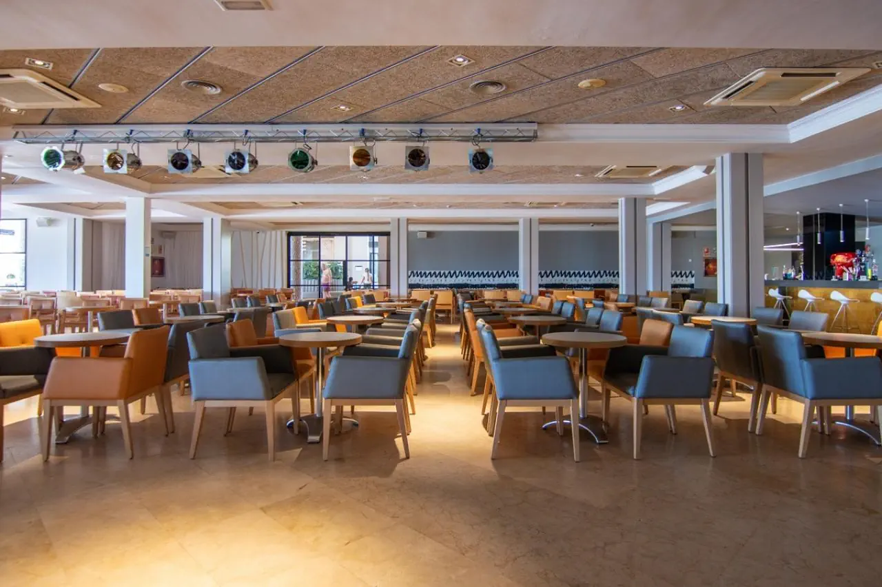HOTEL Golden Taurus Aquapark Resort