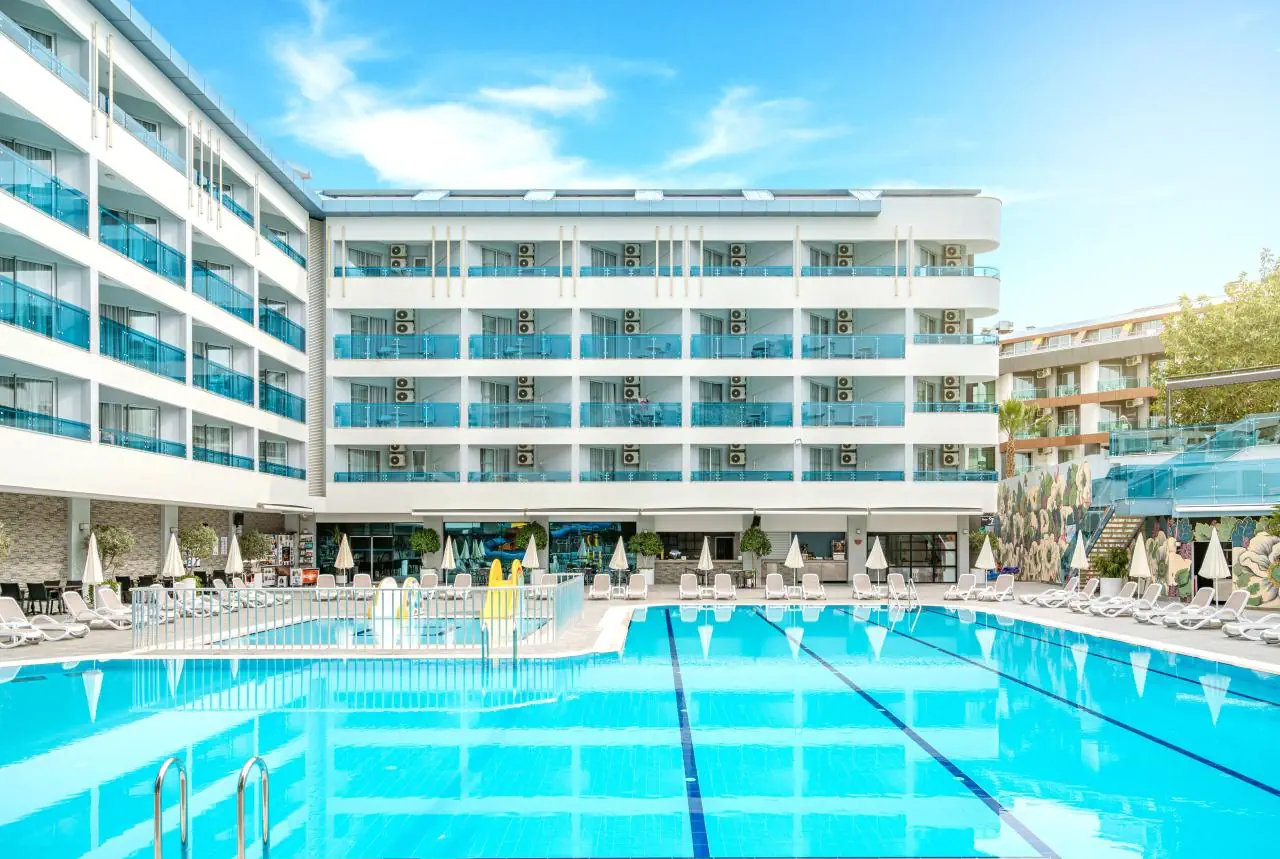 Avena Resort & Spa Hotel