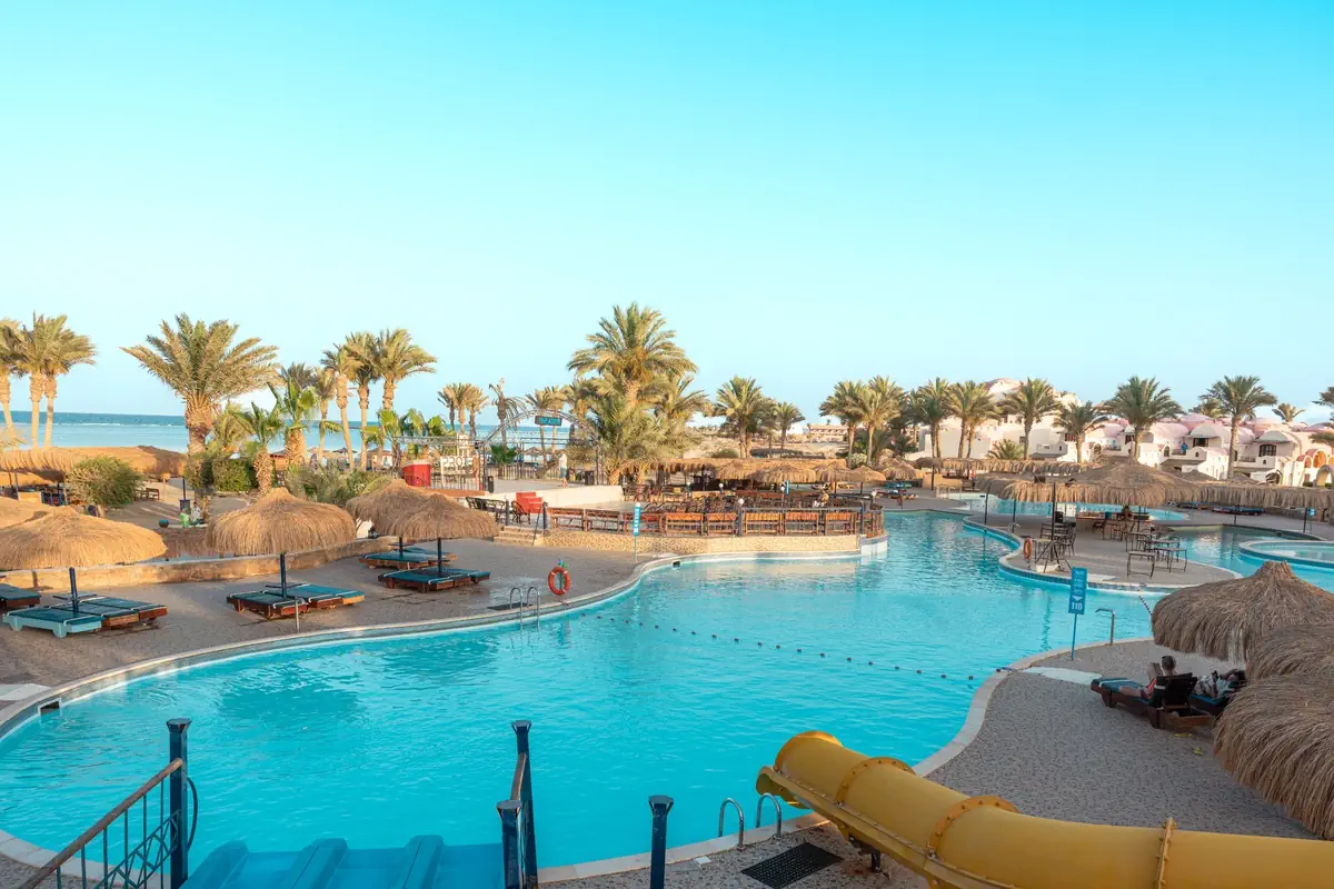 Protels Crystal Beach Resort - zdjęcie 3