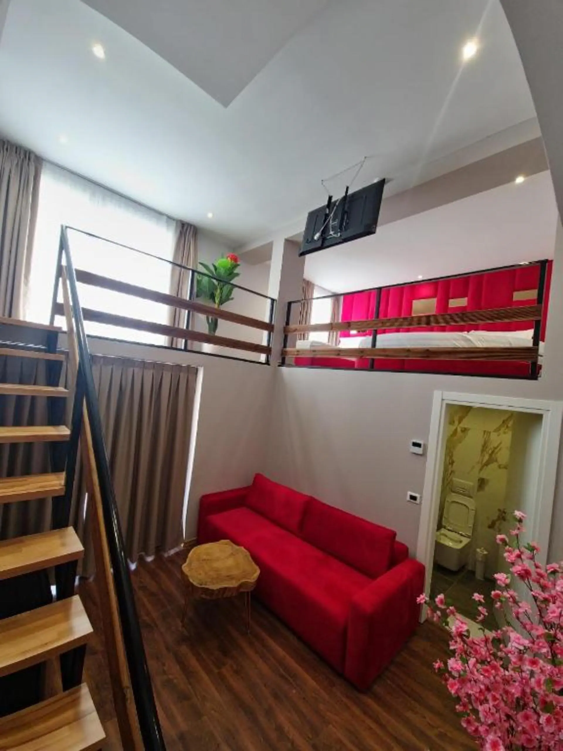 Alion Hotel 21