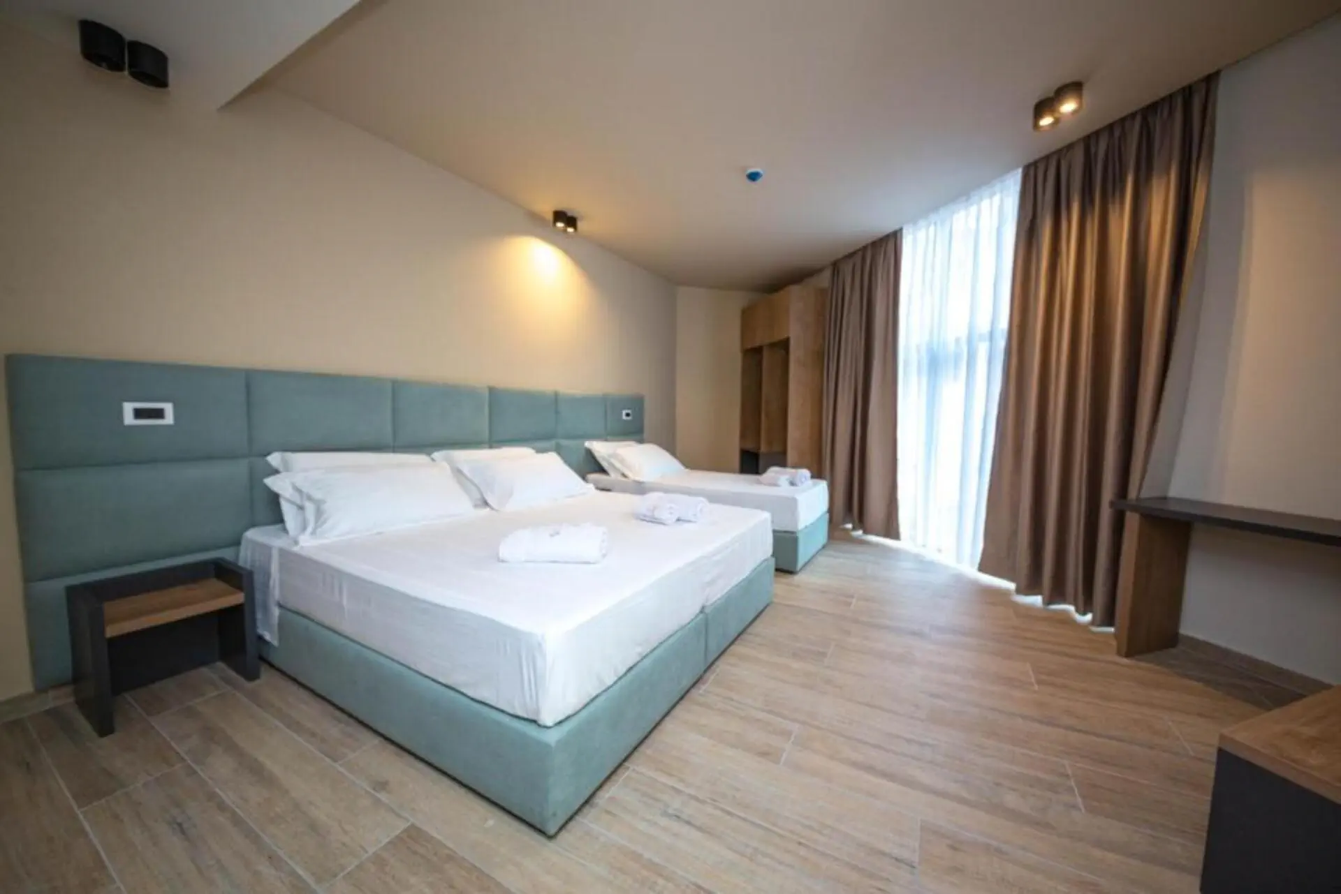 Alion Hotel 21