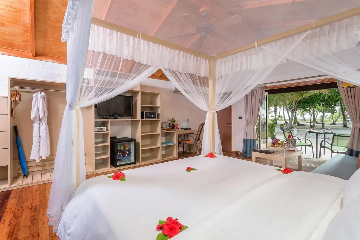 HOTEL Meeru Island Resort & Spa
