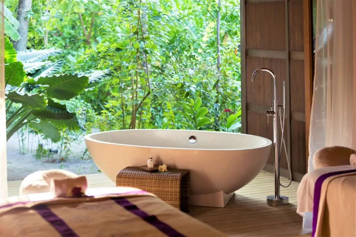 HOTEL Meeru Island Resort & Spa