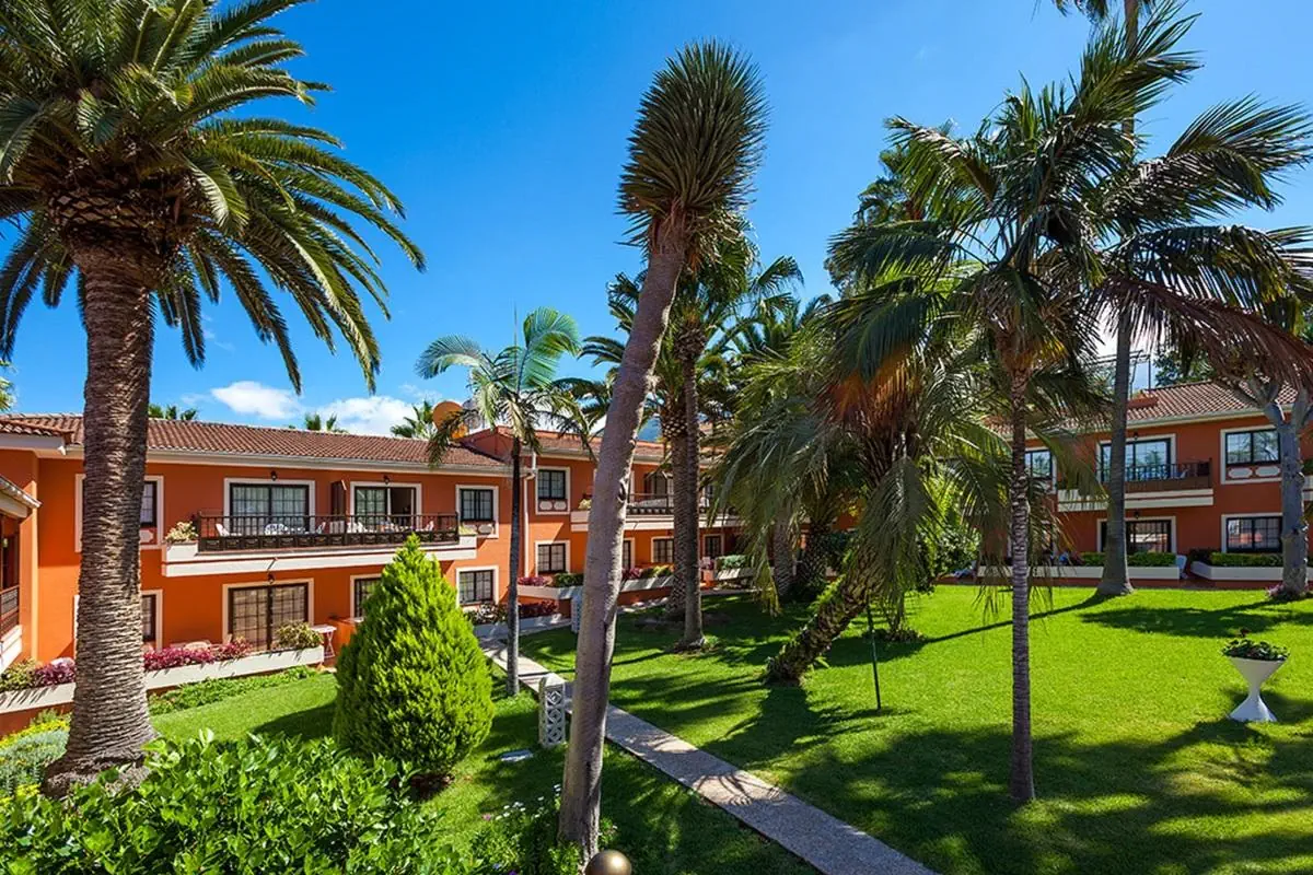 HOTEL Apartamentos Ambassador