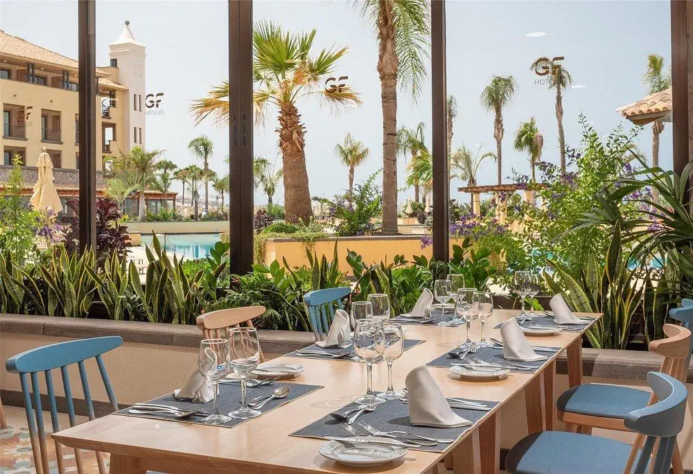 HOTEL GF Gran Costa Adeje