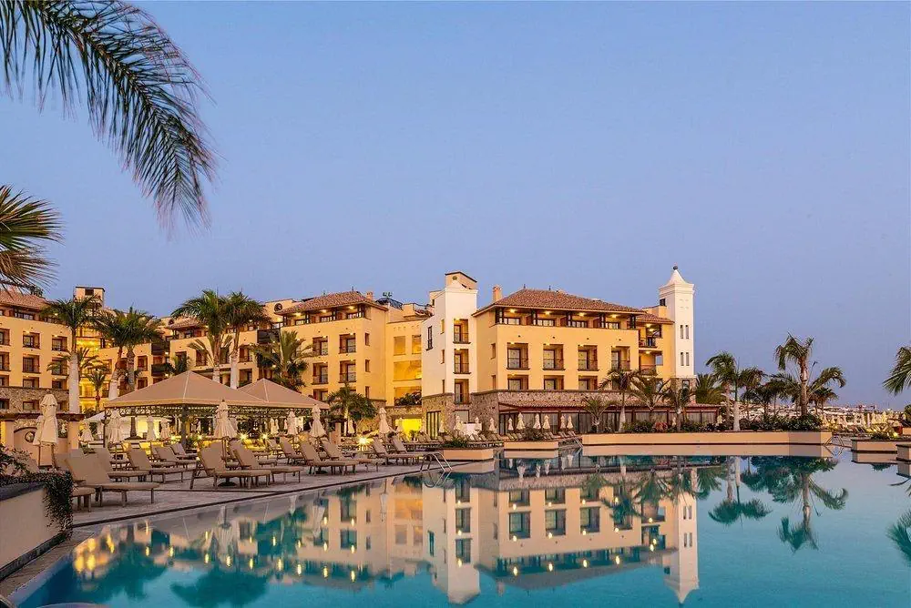 HOTEL GF Gran Costa Adeje