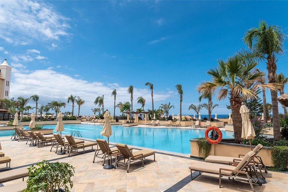 HOTEL GF Gran Costa Adeje
