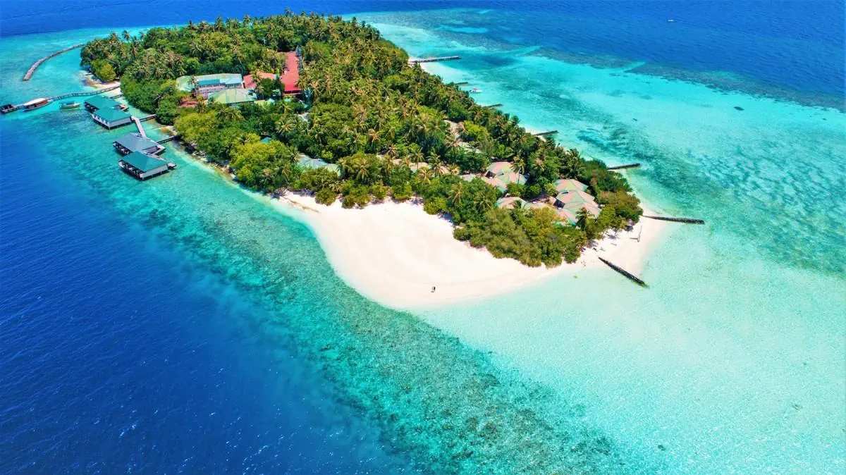 Embudu Village Resort - Male Atol