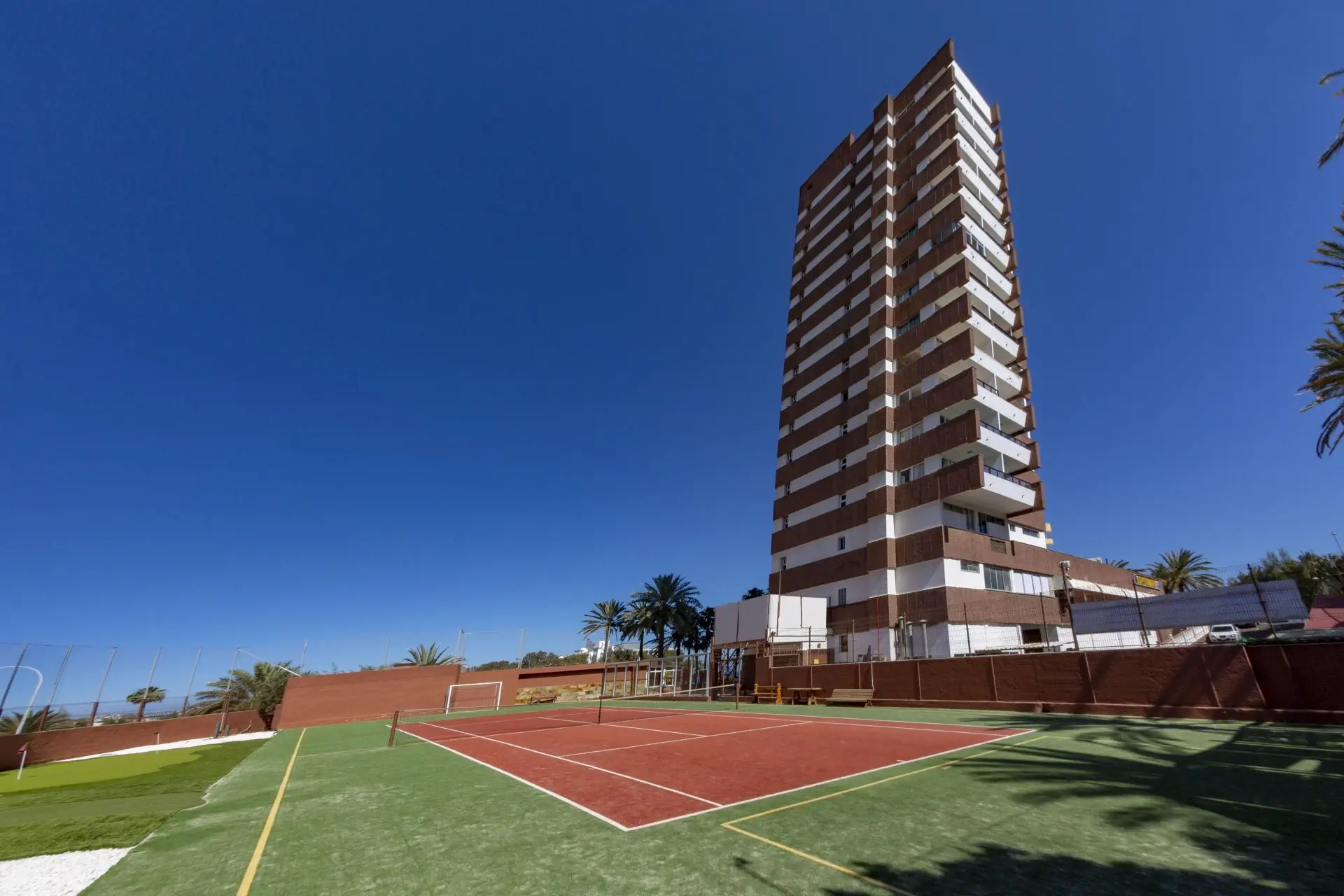 HOTEL Corona Roja Apartments