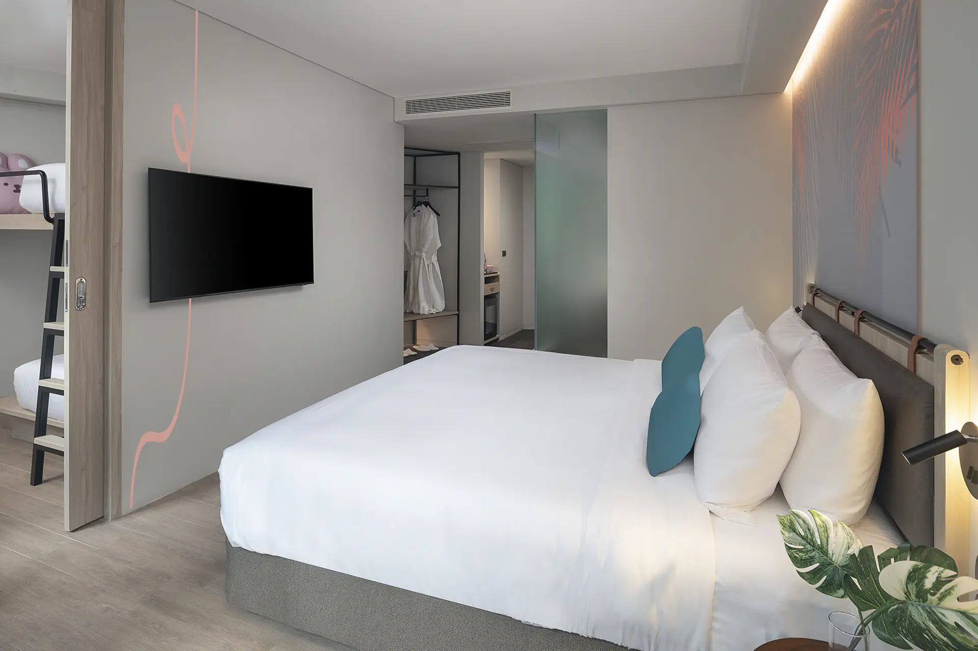 JonoX Phuket Karon Hotel
