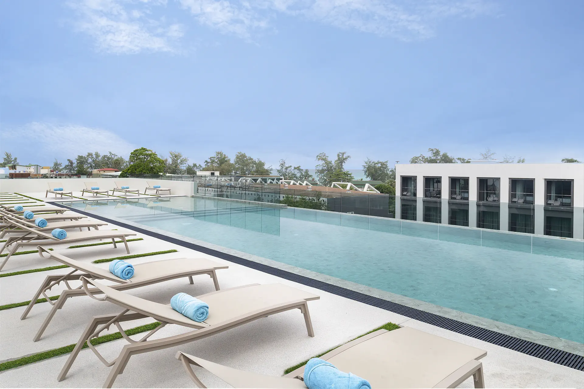 JonoX Phuket Karon Hotel