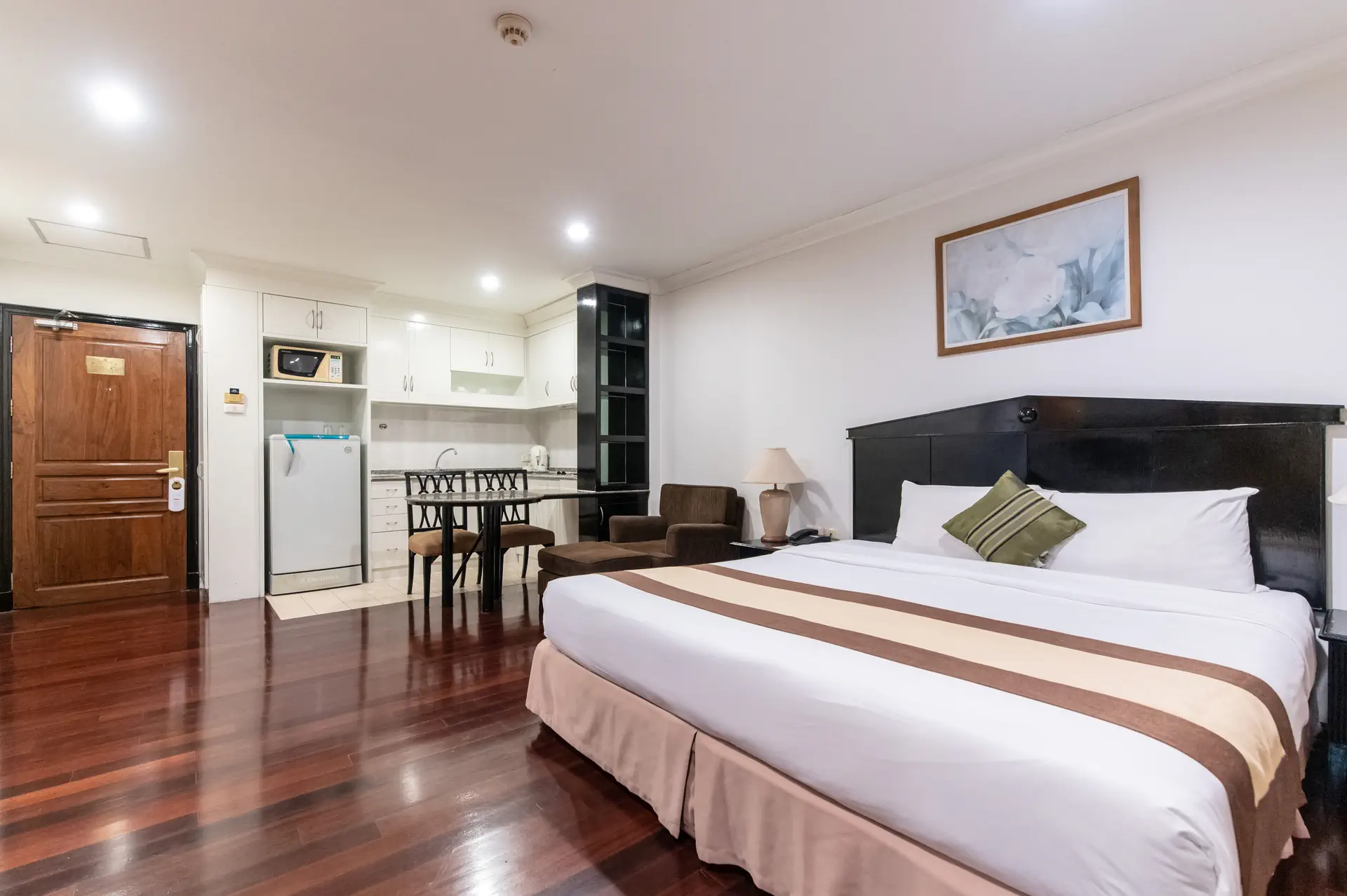 Admiral Suites Bangkok - zdjęcie 9