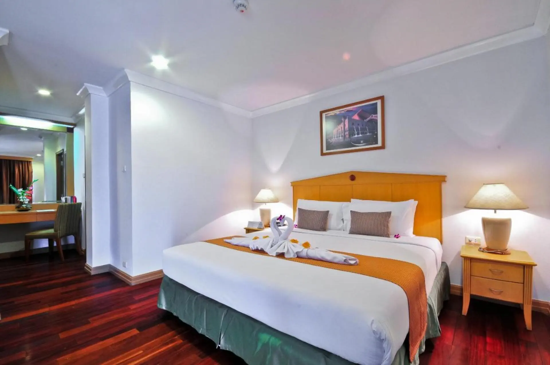 Admiral Suites Bangkok - zdjęcie 5