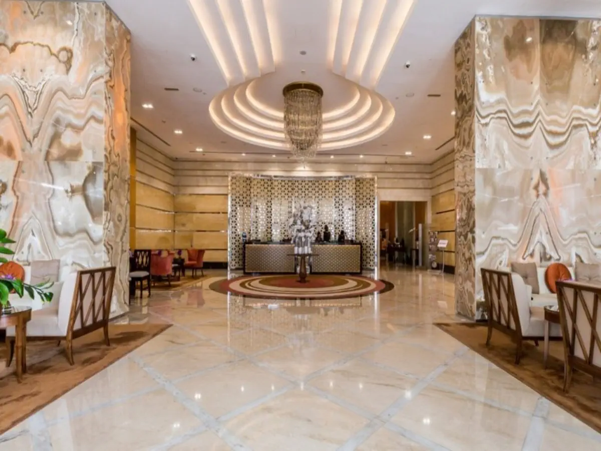La Suite Dubai Hotel & Apartments (ex. Fraser Suites) - zdjęcie 3