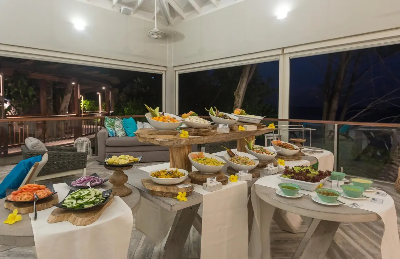 HOTEL Carana Beach Hotel