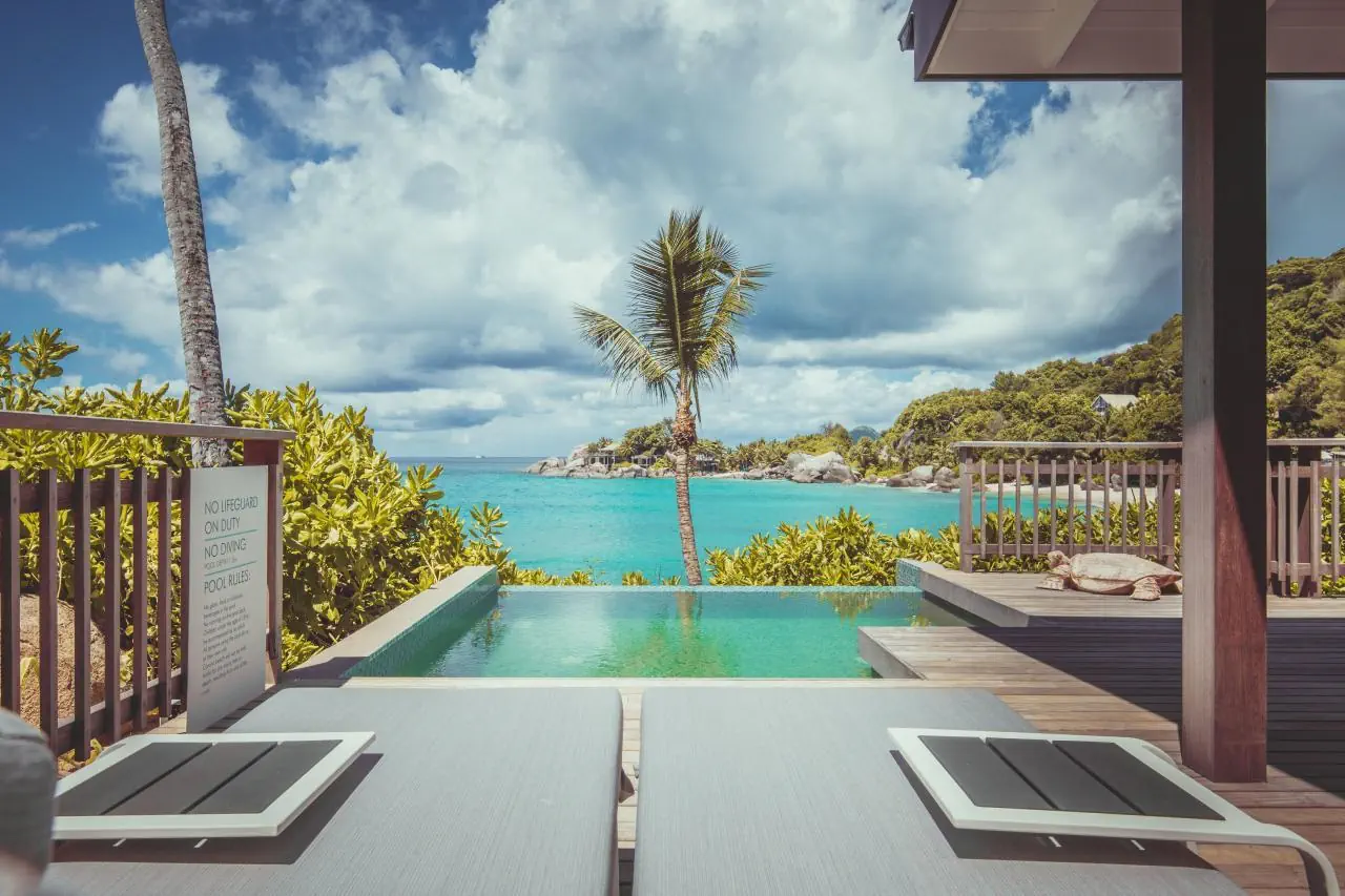 HOTEL Carana Beach Hotel